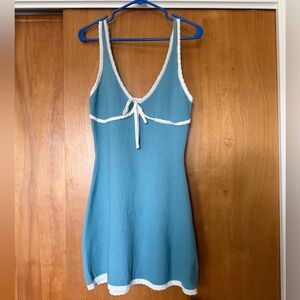 Cider Knitted V-neck Solid Contrasting Binding Knotted Mini Dress